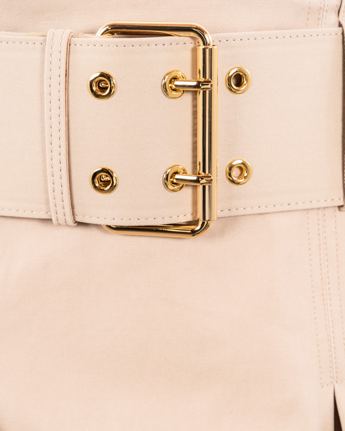 shop ELISABETTA FRANCHI Saldi Gonna: Elisabetta Franchi gonna midi in cotone stretch con cintura.
Fodera in raso monogram.
Zip invisibile dietro.
Cintura removibile con fibbia in metallo dorato.
Composizione: 100% Cotone.
Made in Italy.. GO04242E2-784 number 7868457